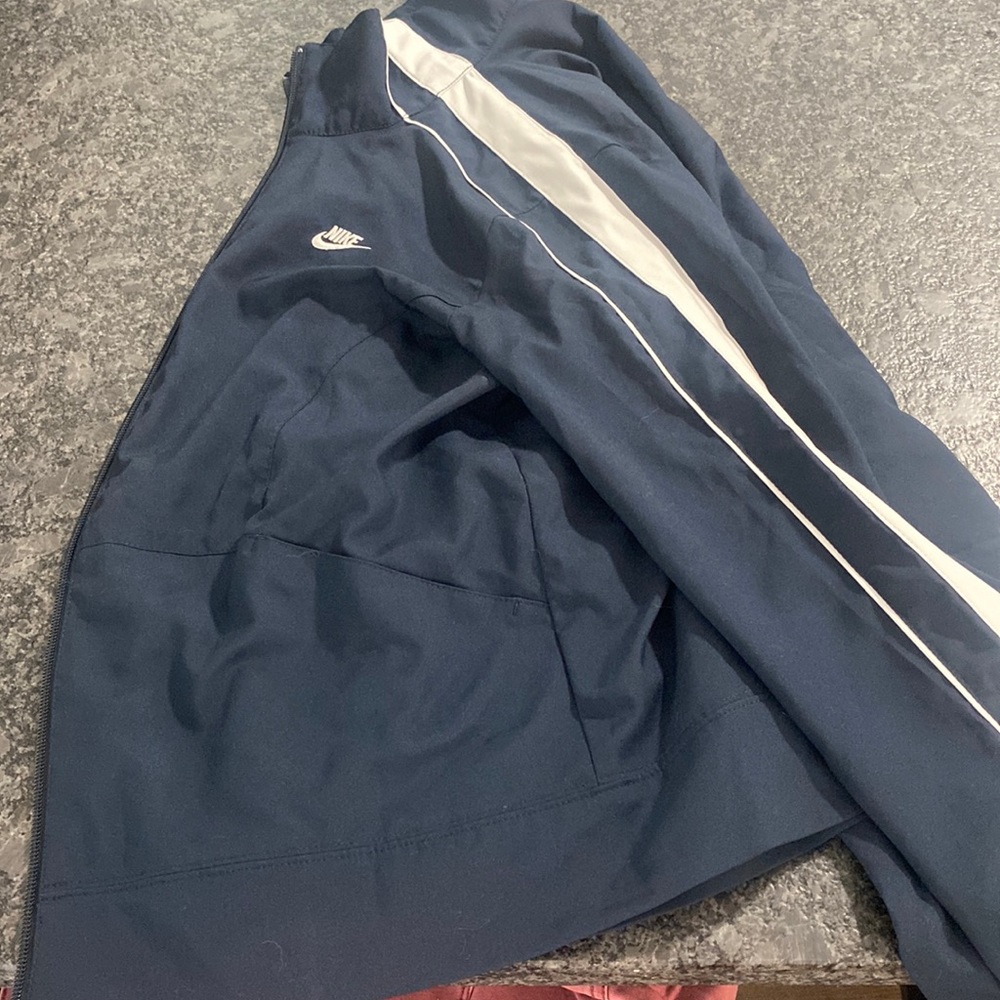 Nike windbreaker